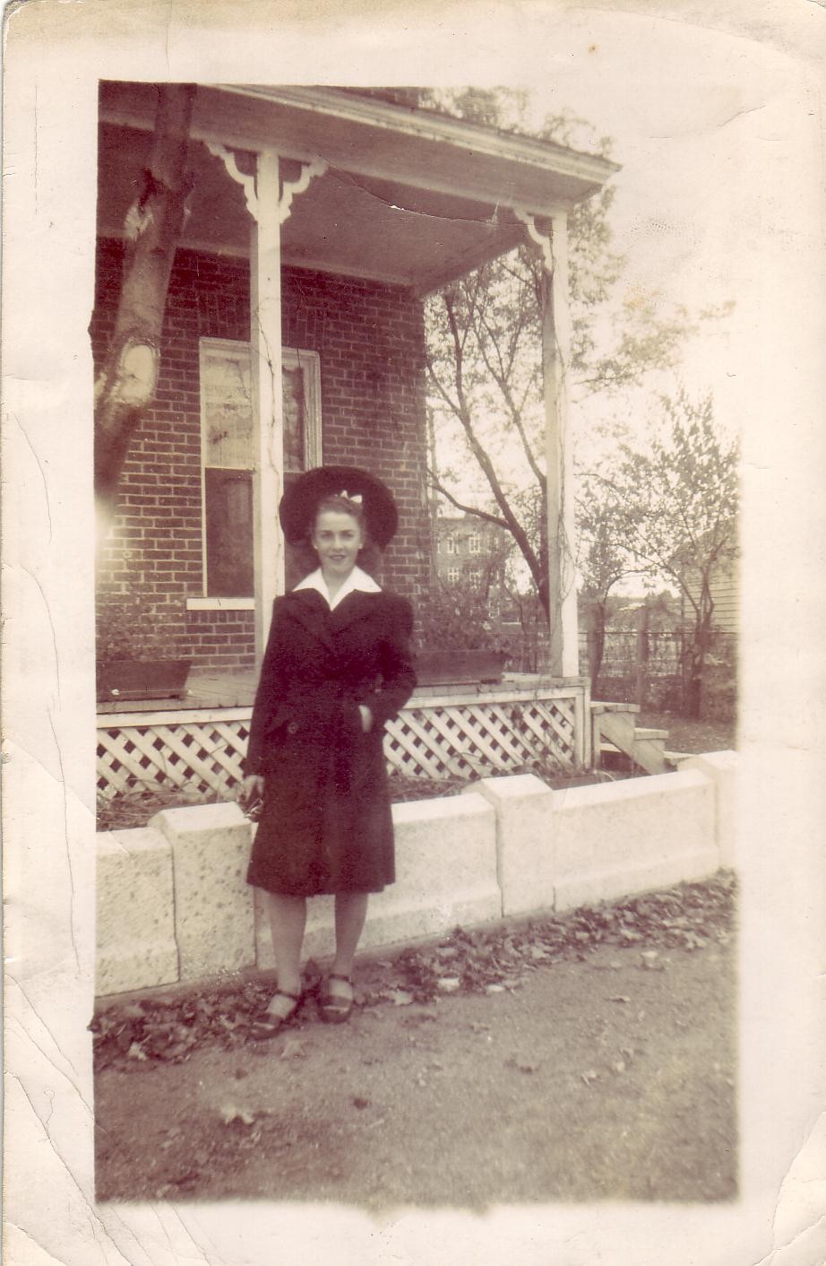 Coin 1e ave ouest. (Photo originale Claude Gilbert).