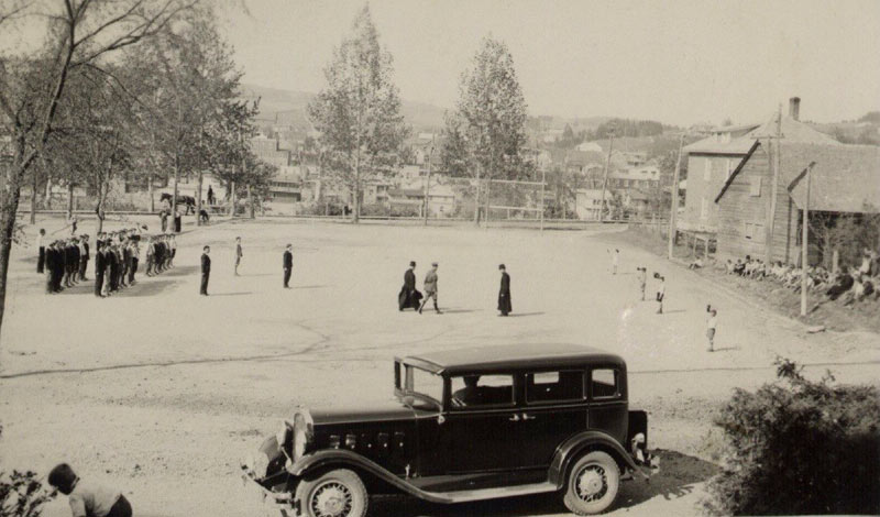 Terrain de jeux ou se trouve l'École Beaudoin