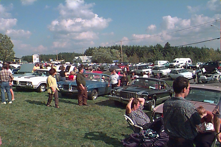 Exposition de voitures antiques en 1998