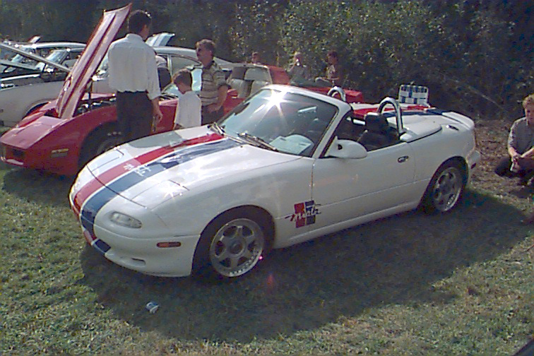 Exposition de voitures antiques en 1998