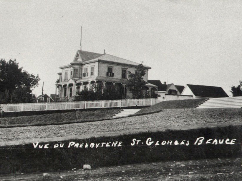 Presbytere de St-Georges en 1915