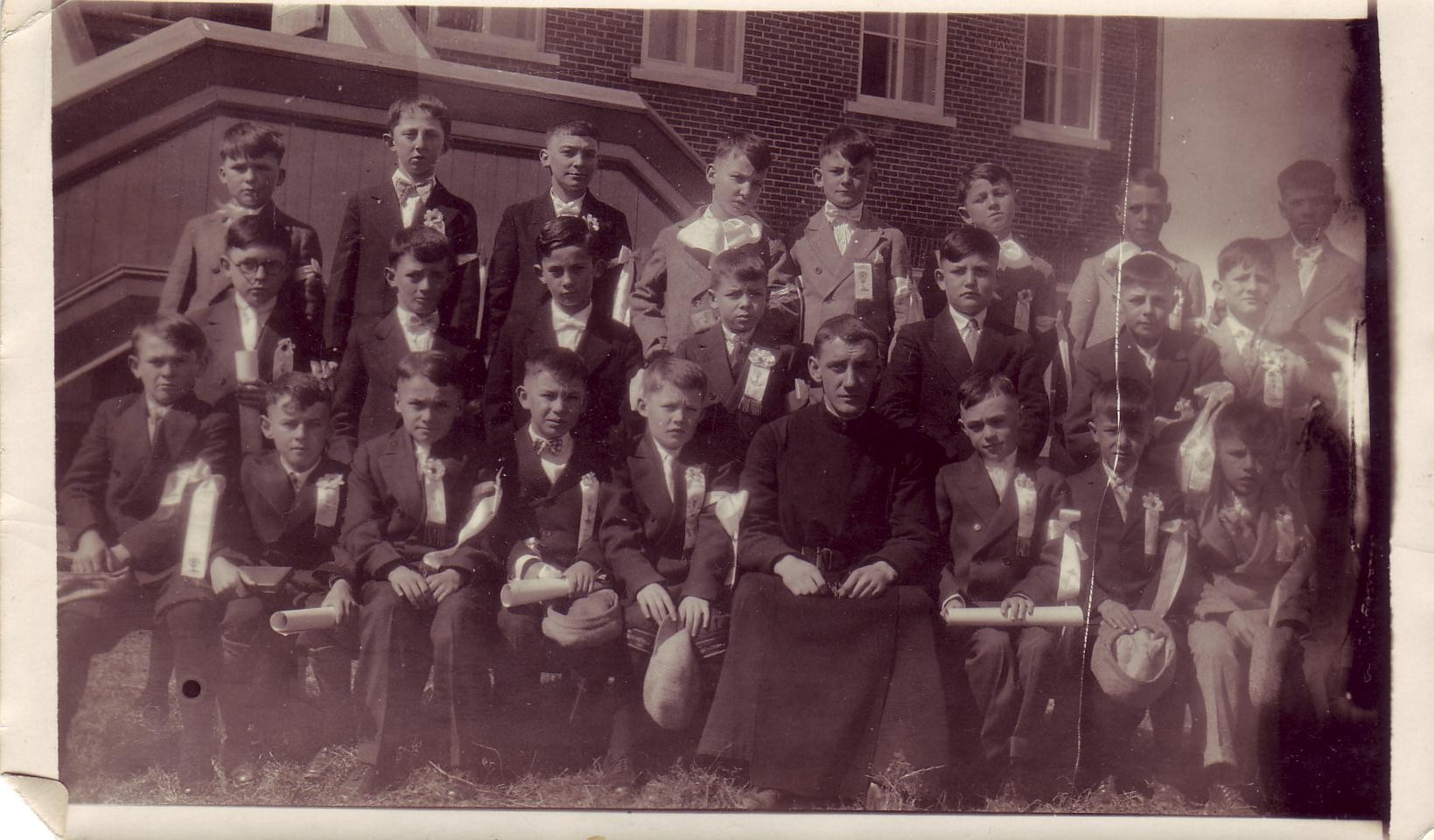Classe du frère Justile au vieux collège. (Photo originale Claude Gilbert).