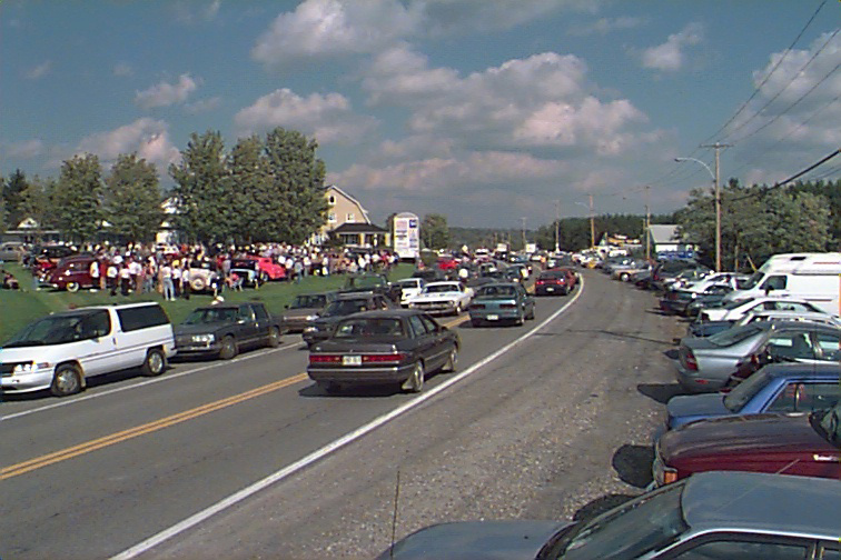 Exposition de voitures antiques en 1998