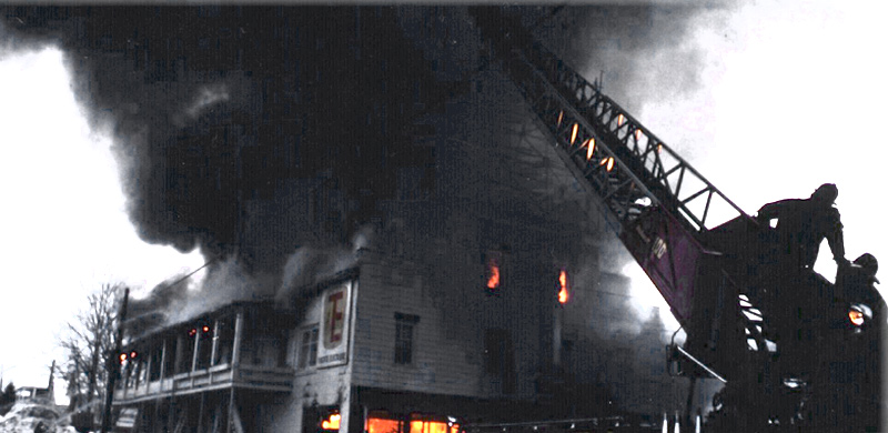 Meuble Armand 'MAZAR' Roy en 1977