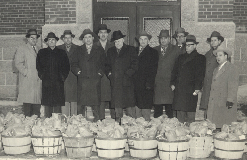Cueillette pour les pauvres avec Victor Rodrigue.