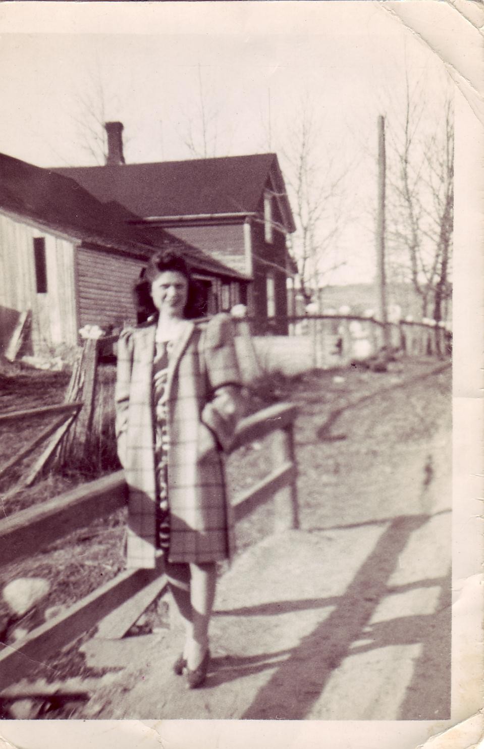 Maison Adolphe Boucher, coin 1e ave et 14e rue ouest.  (Photo originale Claude Gilbert).