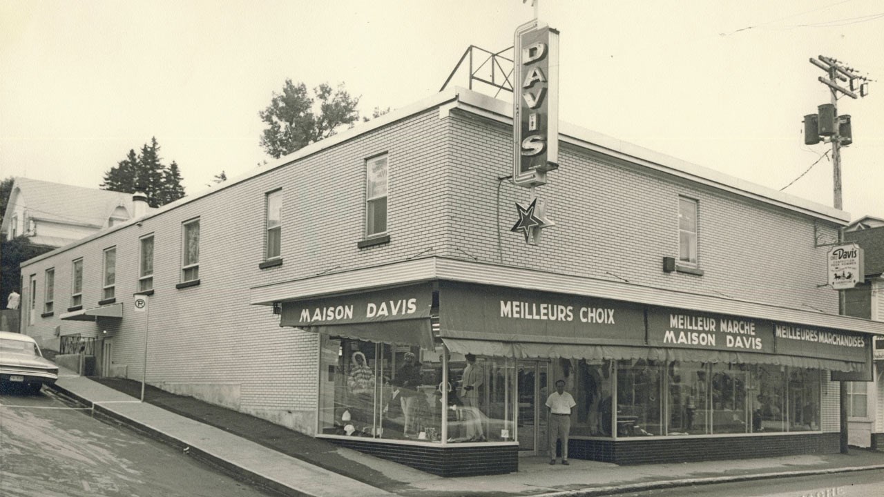 LE FAMEUX MAGASIN «LA MAISON DAVIS»