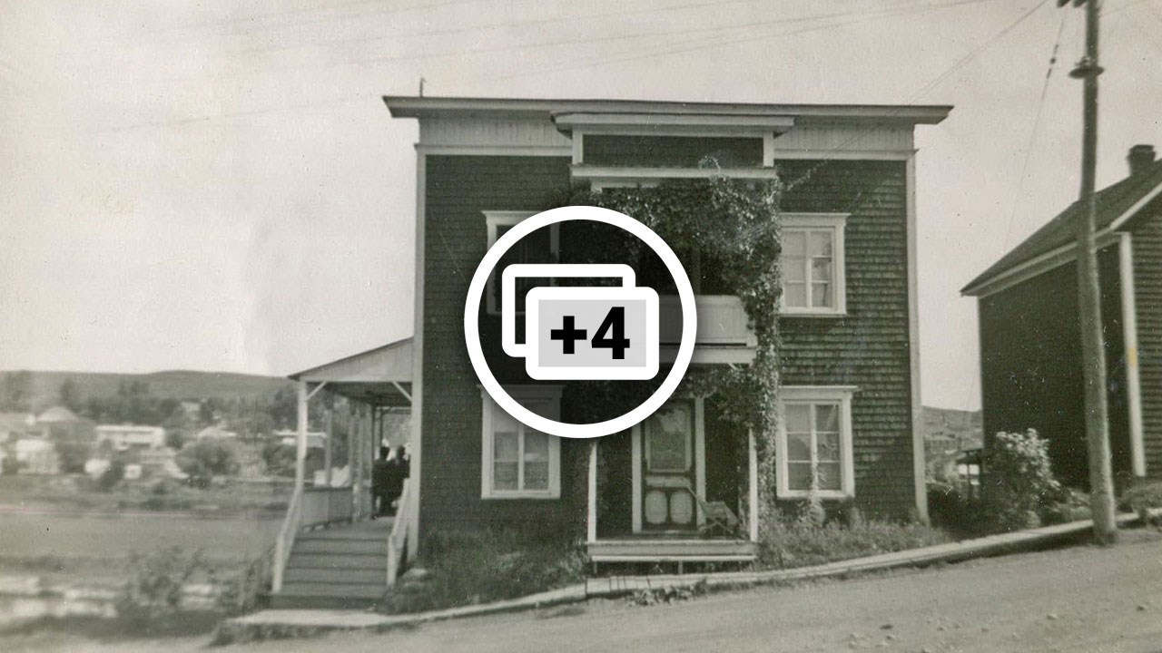 LA VIEILLE MAISON SUR LA CÔTE DU DOMAINE