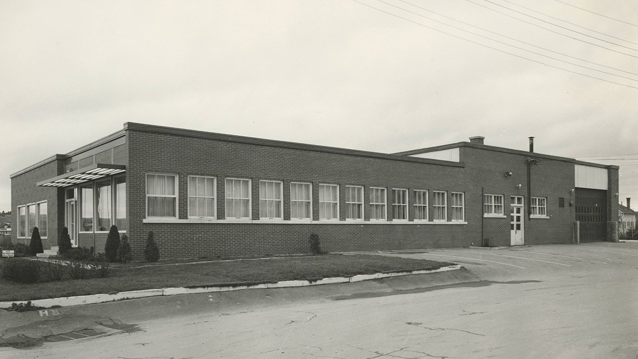 La maison Arthur Grenier Ltée, embouteilleur de Coca-Cola