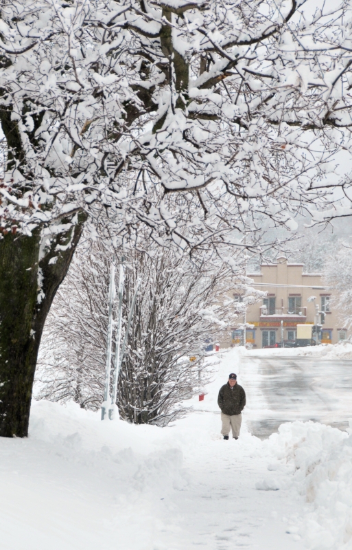 16e rue ouest dans sa première border de neige 2010 le 3 décembre