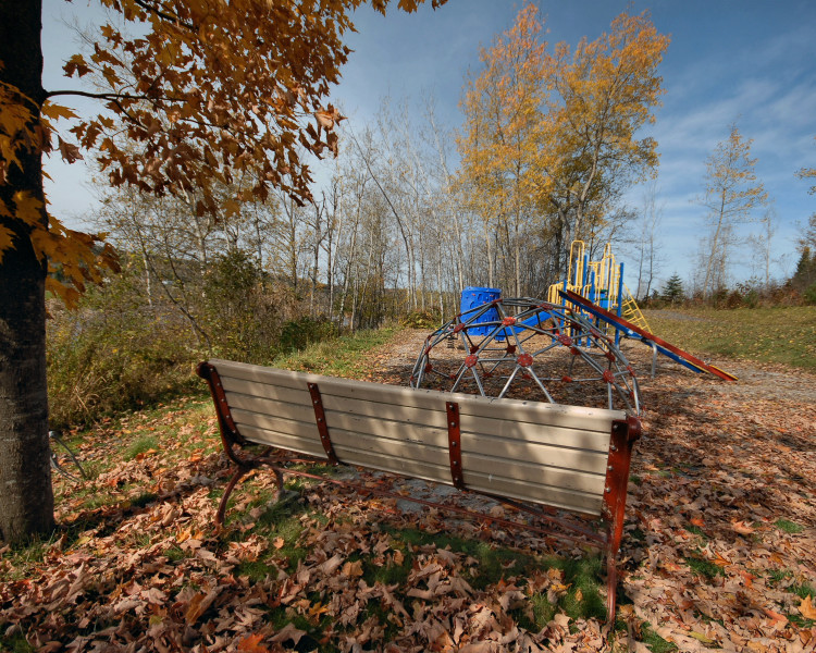Aire de jeux, Pont couvert de Notre-Dame des Pins