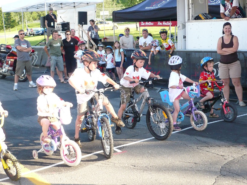 Ligne de départ catégories 4-5-6 ans 