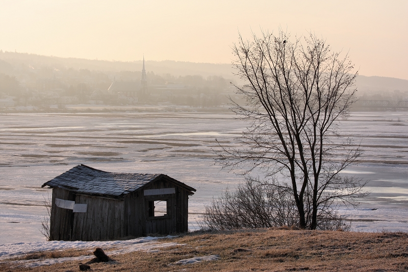 St-Joseph, le matin, début de printemps