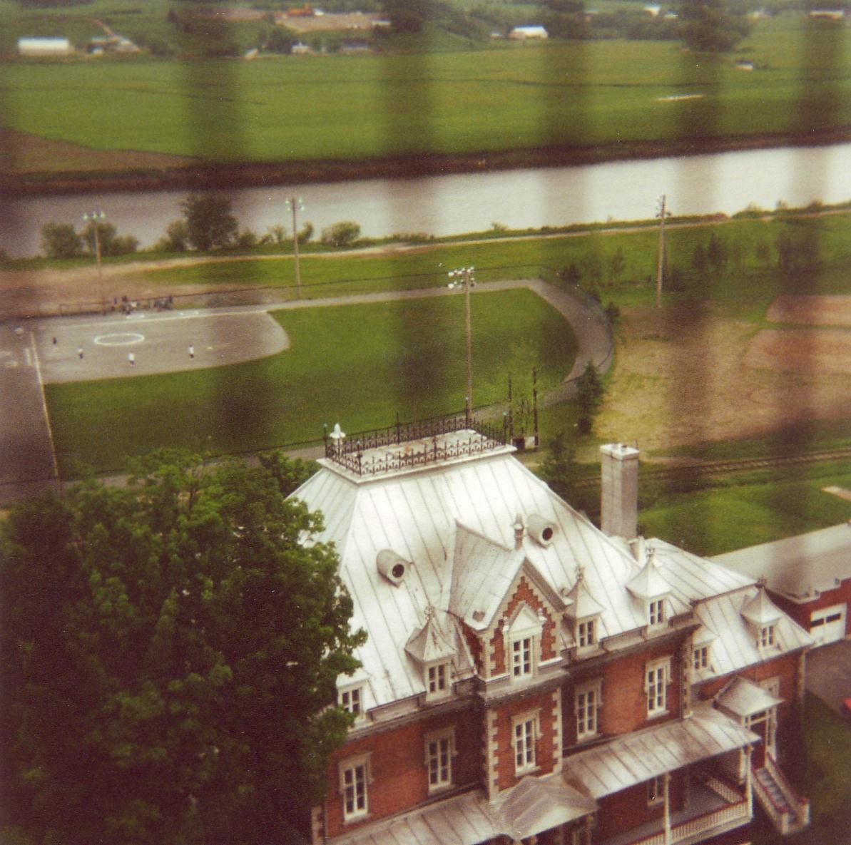 Presbytère de St Joseph vu du clocher.