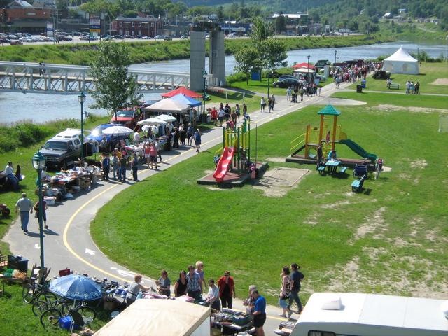 Vente de garage sur l'Île Ronde