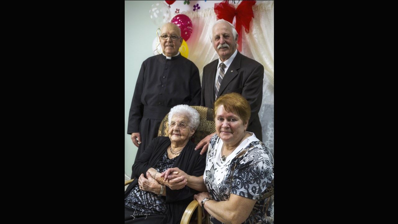 Une centenaire de Saint-Martin donne sa recette de longévité