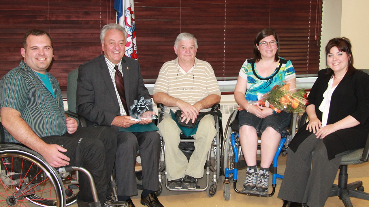 Saint-Georges honorée pour son accessibilité architecturale aux personnes handicapées 