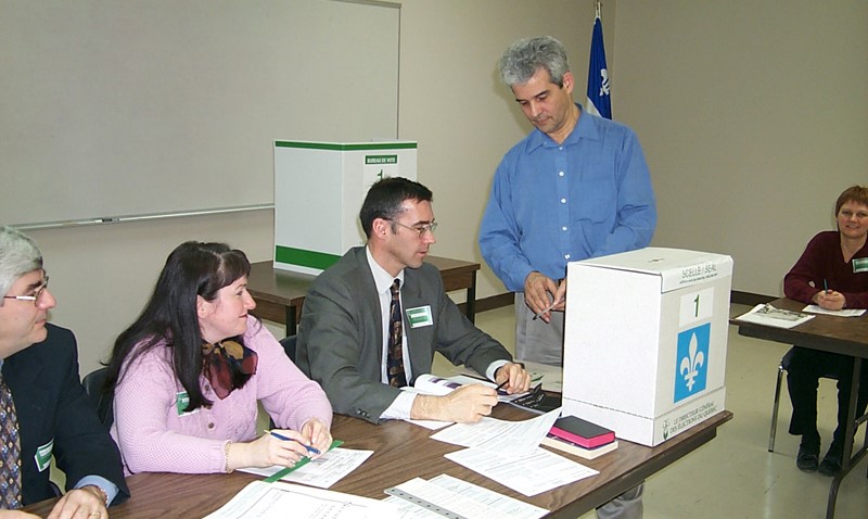 Élections municipales: l'accessibilité universelle des bureaux de vote est un droit