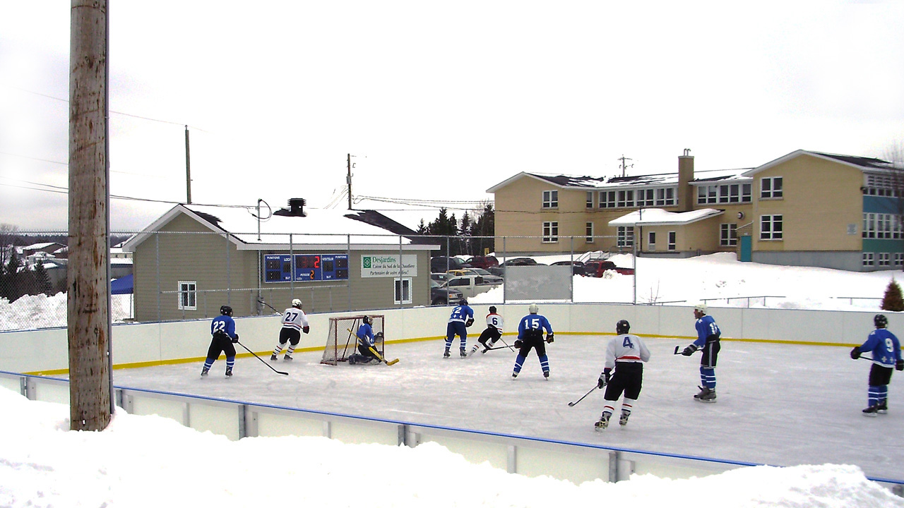 Le tournoi de hockey annuel de Saint-Benoît débute bientôt