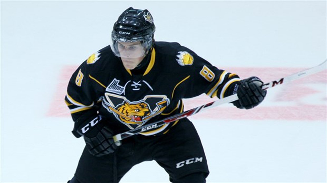 Le Mariverain Alex Breton goûte brièvement à la LHJMQ