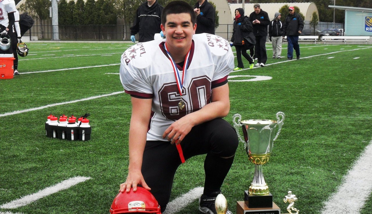 Football : un Dragon de la Beauce-Etchemin aide le Québec à vaincre l’Ontario