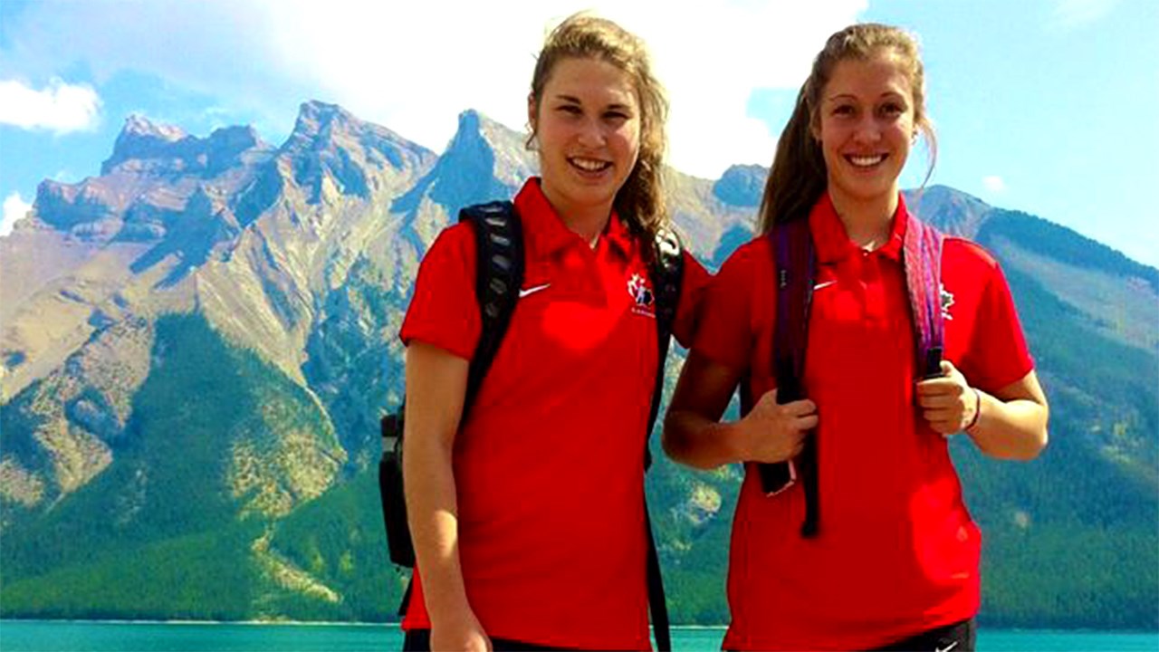 Le Cléri Sport junior AA honorera les joueuses Rosalie Bégin-Cyr et Marika Labrecque