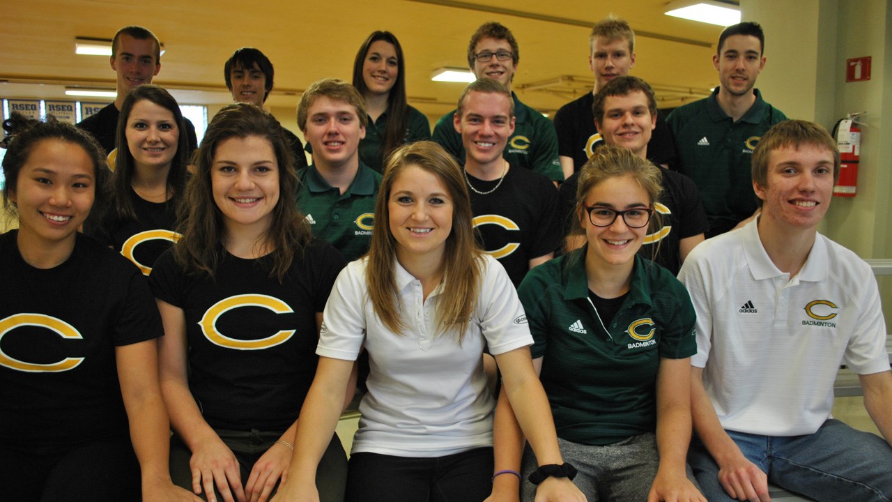 Dix Condors parmi l’élite du badminton seront au championnat de Saint-Joseph 