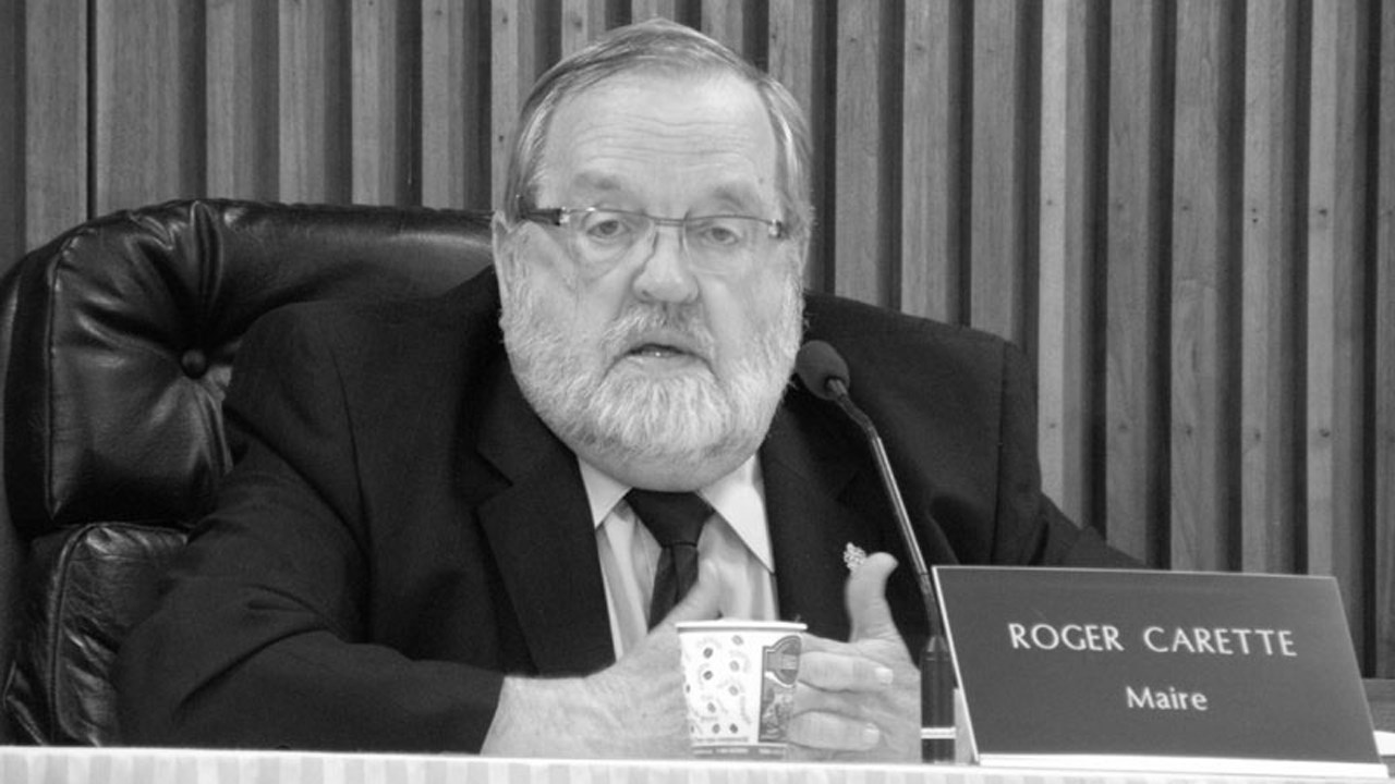 Capsule de Normand DeLessard | Roger Carette, Jacques Parizeau… et l’autoroute 73