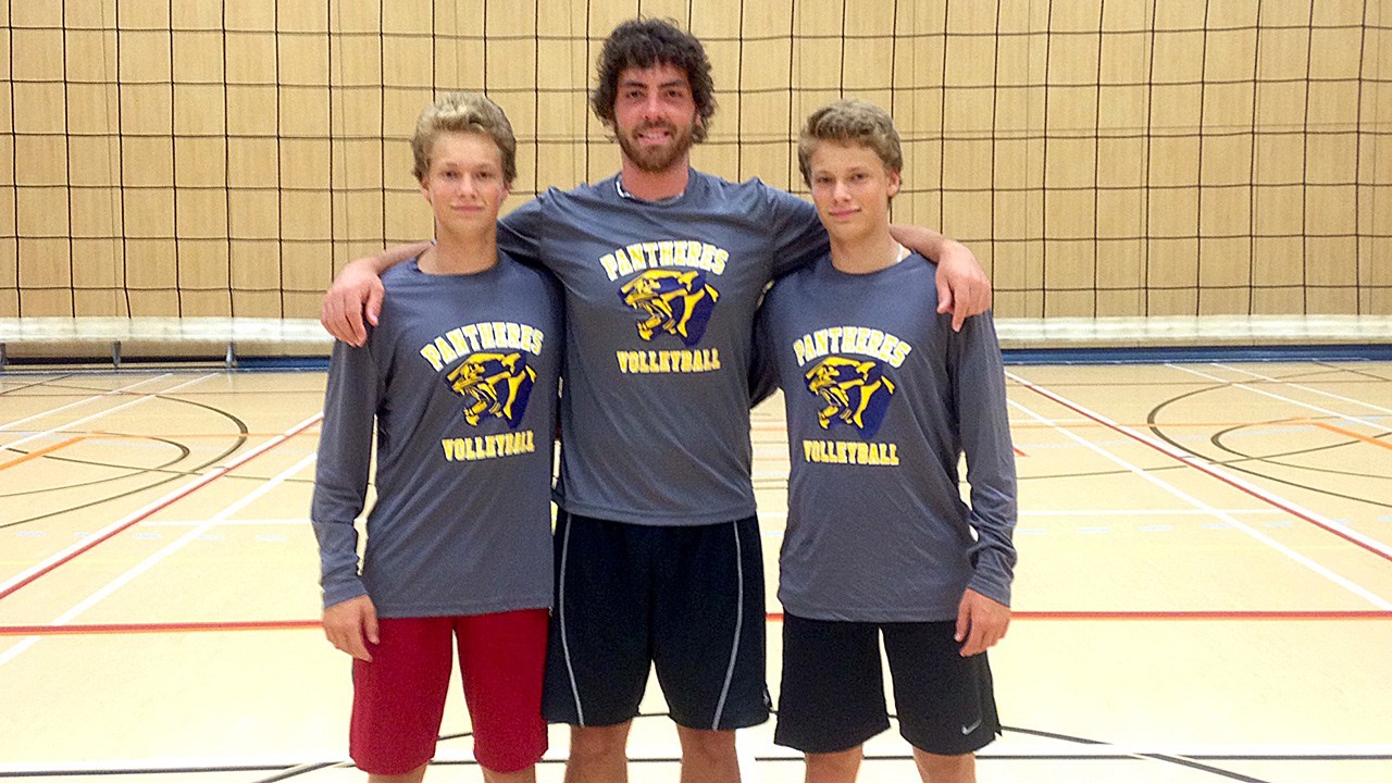 Volleyball : l’École secondaire Veilleux accueille des jumeaux de Sept-Îles dans sa formation