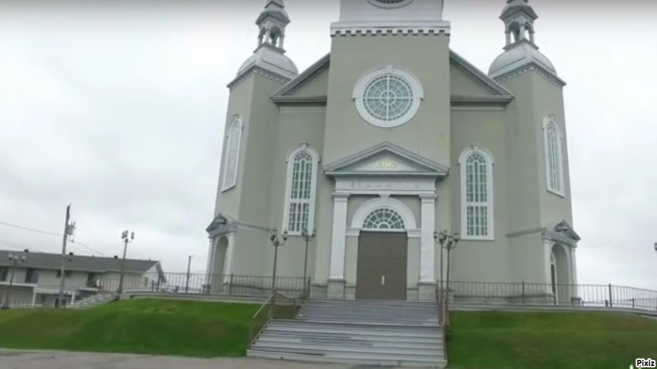 Normand DeLessard présente l'église de Saint Martin