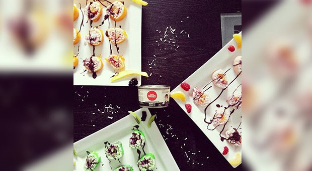 Sushis desserts à la noix de coco