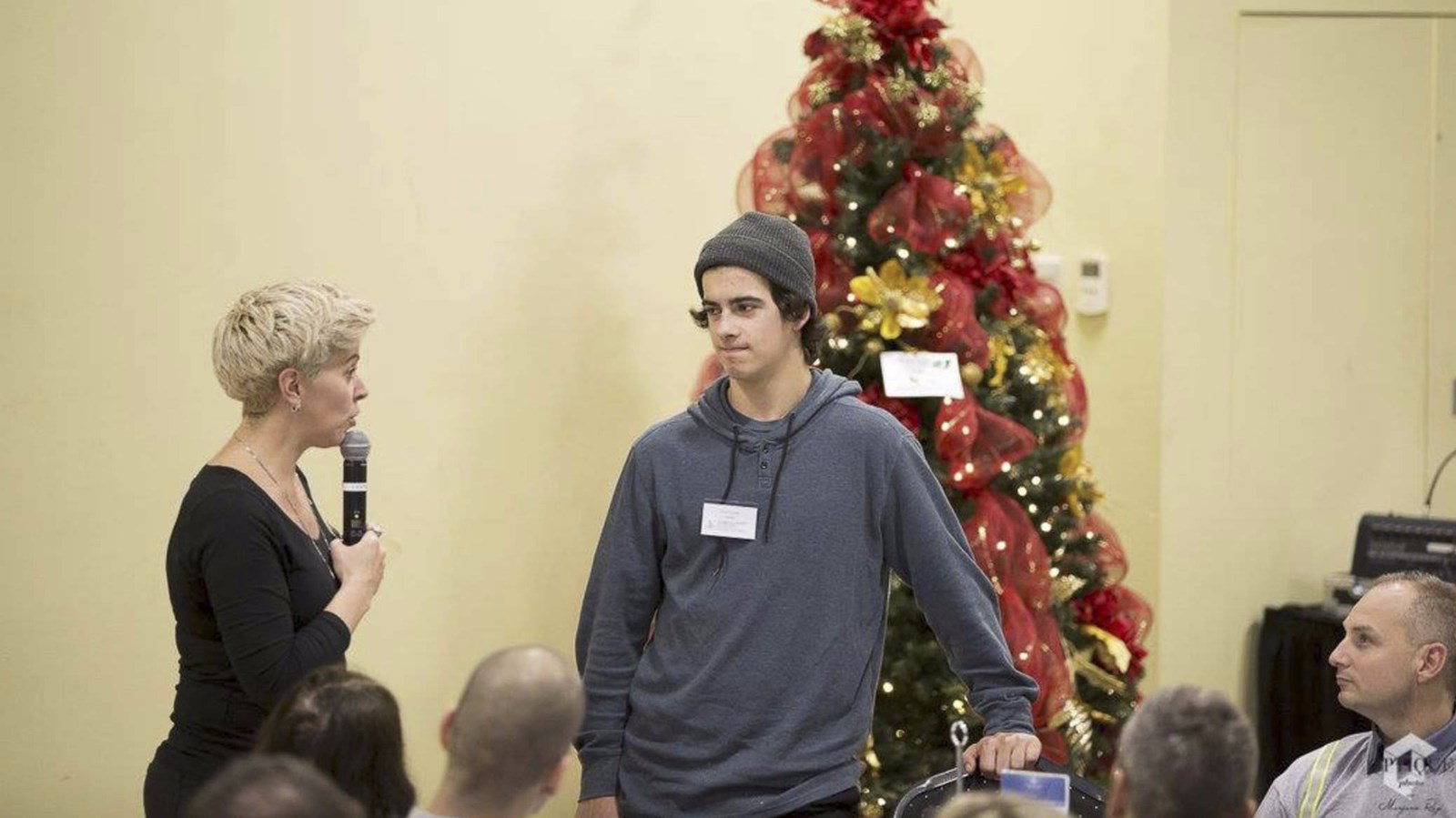 Le champion de snowboard cross Eliot Grondin à la recherche de financement