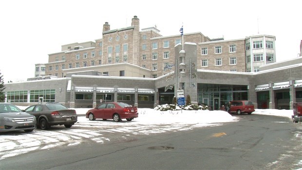 La cafétéria de l'hôpital de Saint-Georges n'offrira plus de déjeuners