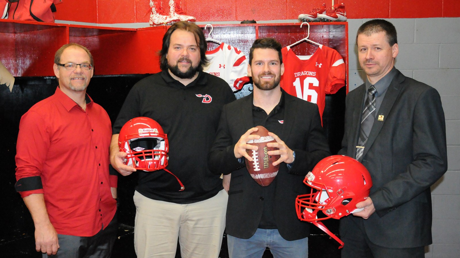 Football : les Dragons Midget AAA quittent le civil pour revenir dans le scolaire