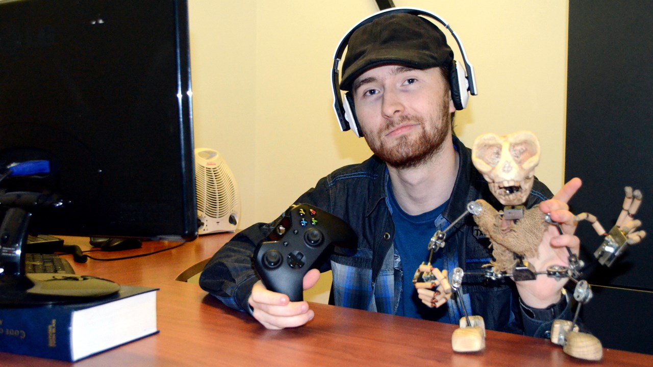 Jeff Loubier allie ses passions des jeux et du cinéma sur sa chaîne YouTube