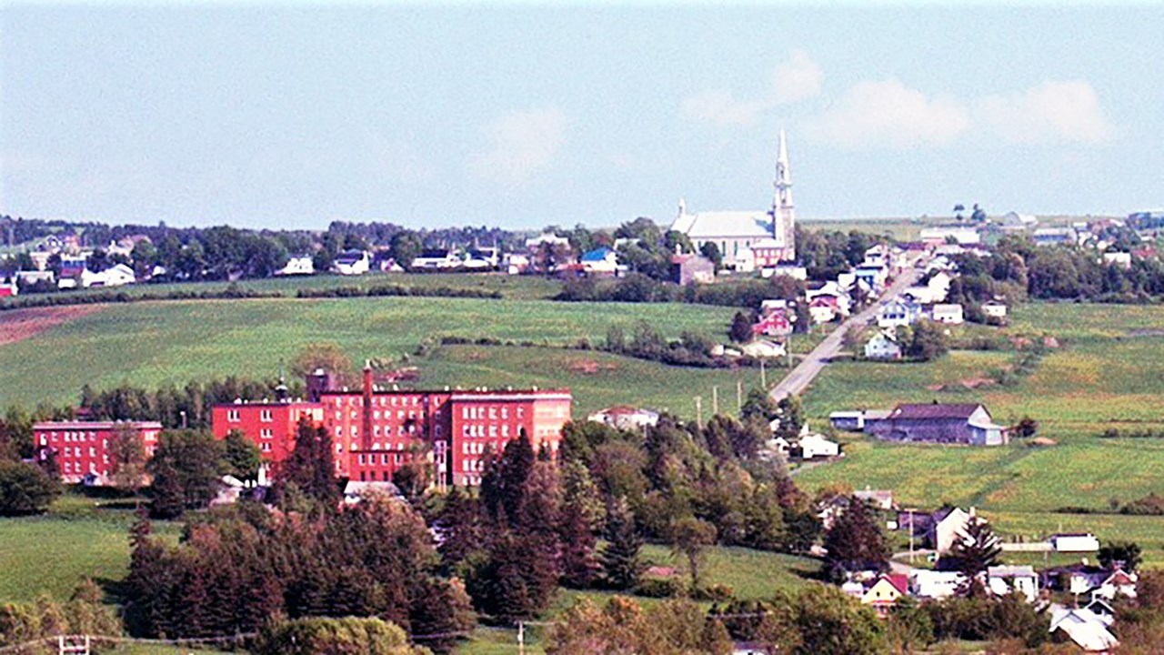 Normand DeLessard présente une visite de l'Aube Nouvelle de St-Victor