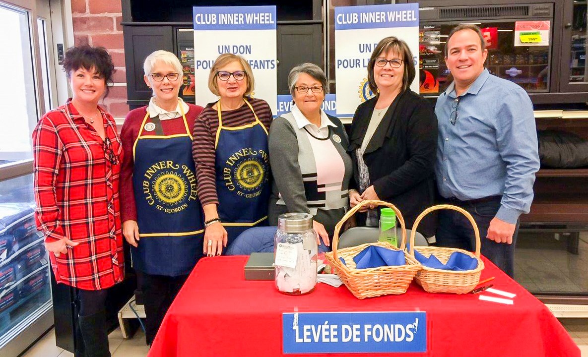 Le club Inner Wheel de Saint-Georges récolte 3 700 $ pour les écoles primaires 