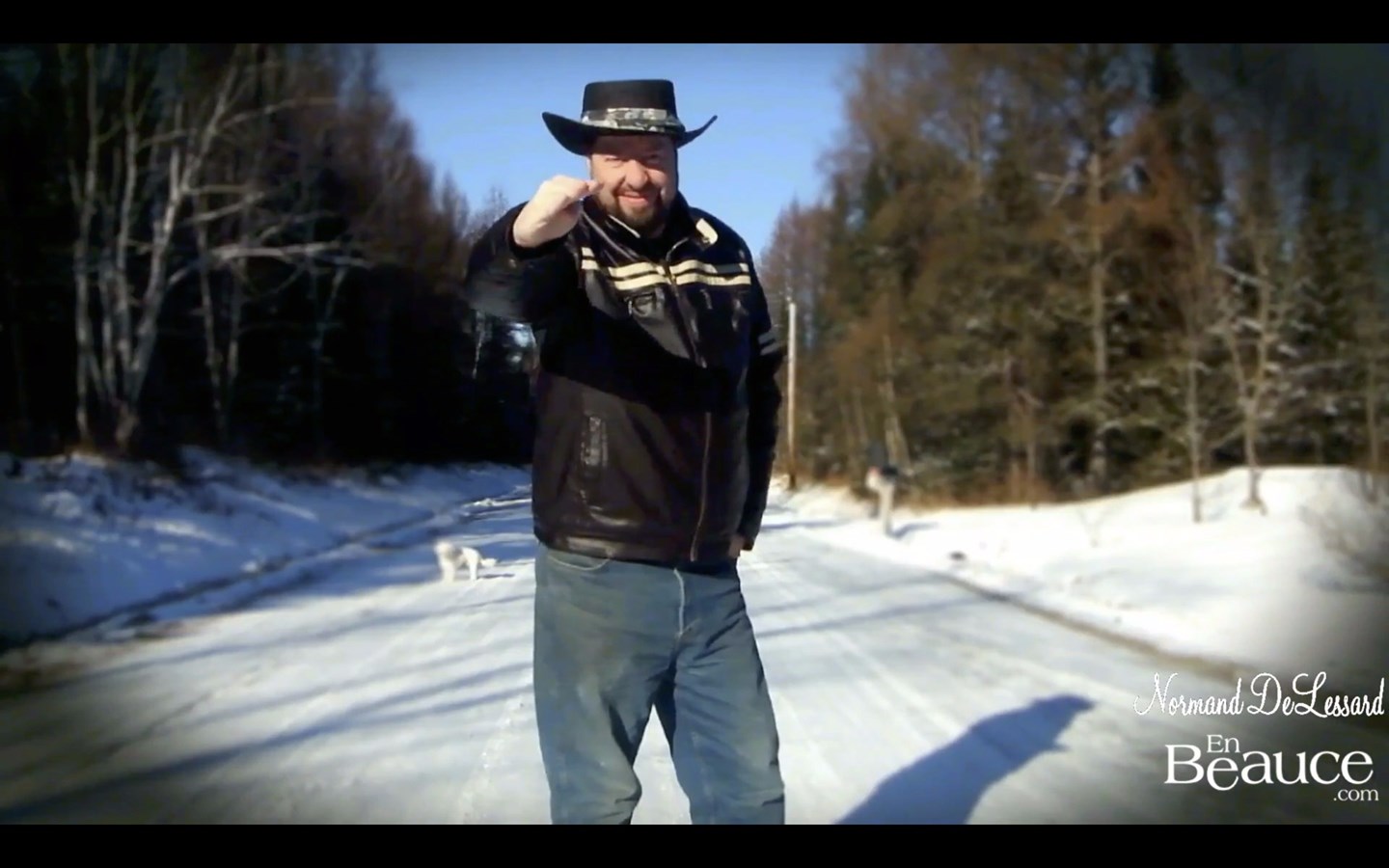 Normand DeLessard présente sa 1000e capsule !