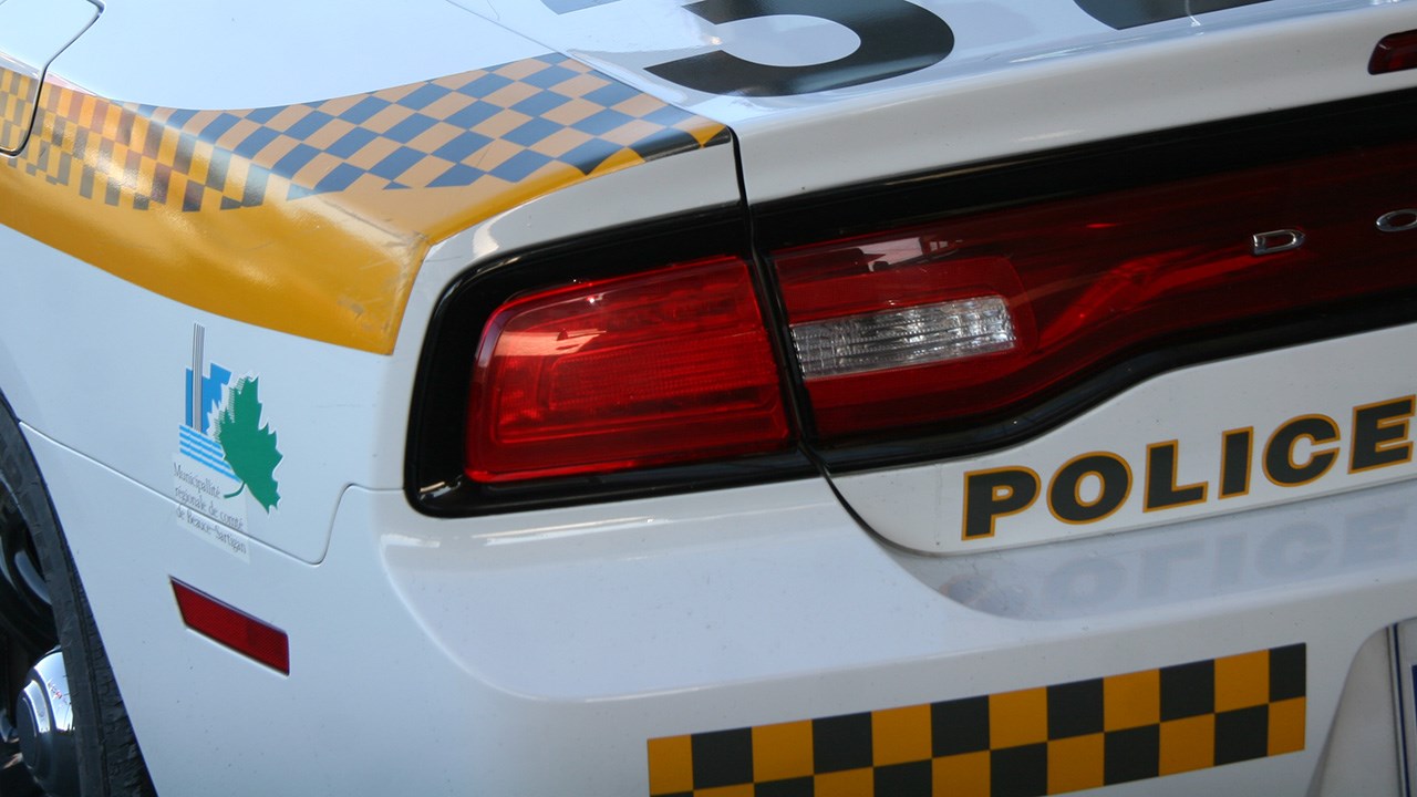 Une amende de près de 1100 $ pour un conducteur de 18 ans