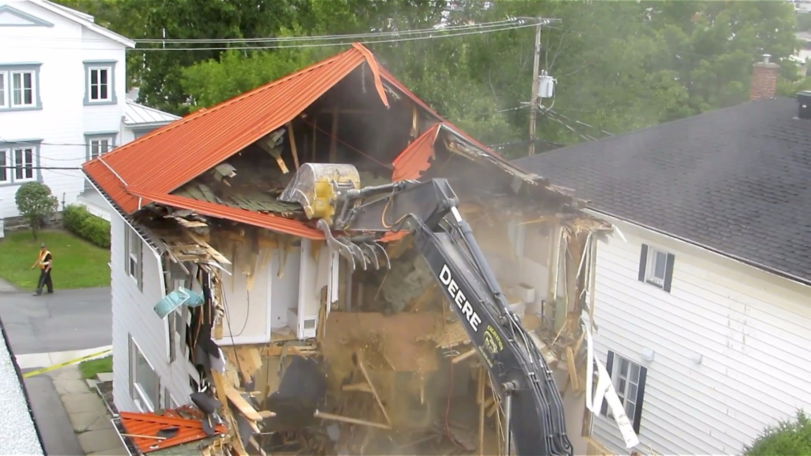Normand DeLessard présente l'agrandissement de CAUCA à Saint-Georges