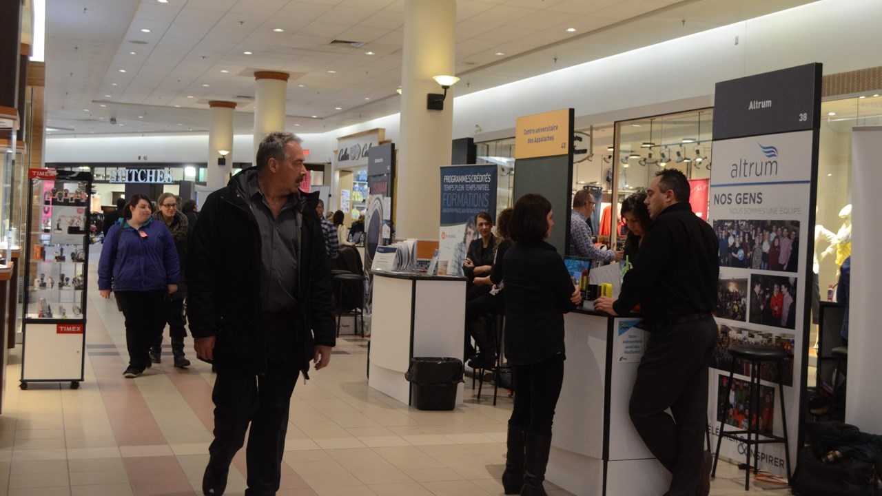 Foire de l'emploi : moins de chercheurs mais plus d'emplois à combler