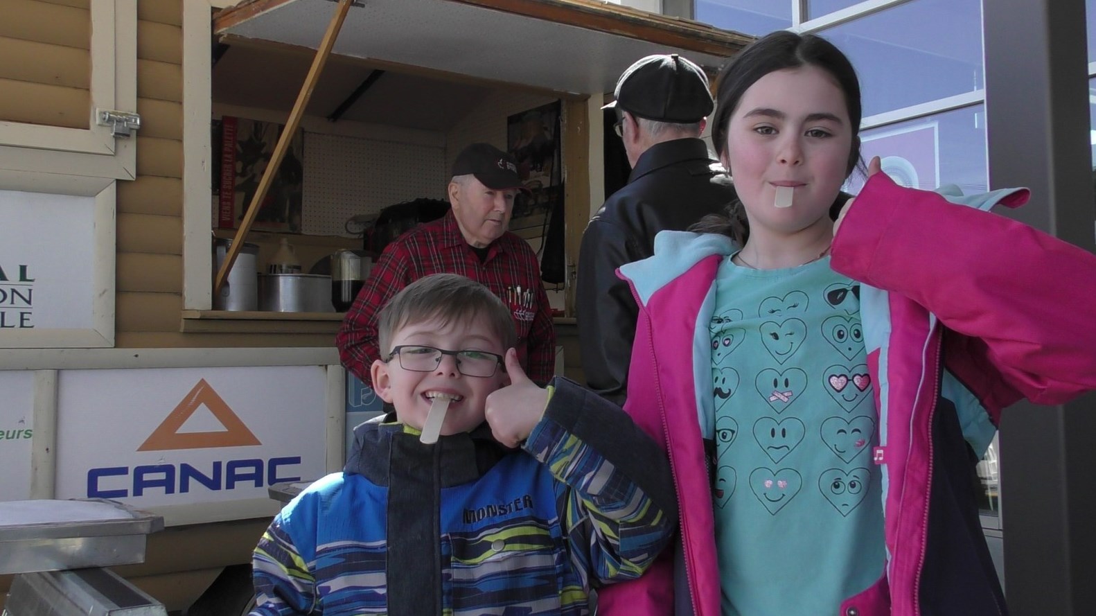 Normand DeLessard présente la partie de sucre annuelle de Kia Notre-Dame-des-Pins