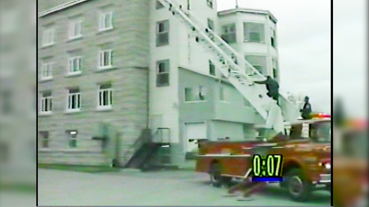 Normand DeLessard présente une pratique de l'évacuation du CHRB en 1992