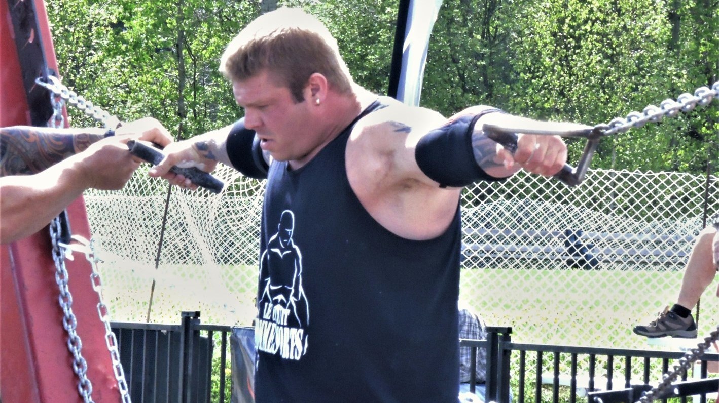 Le Championnat provincial des hommes forts du Québec attire les foules à Saint-Odilon
