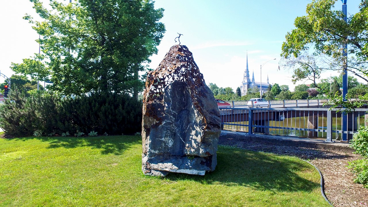 Normand DeLessard présente les sculptures de Beauce Art 2017 à Saint-Georges 