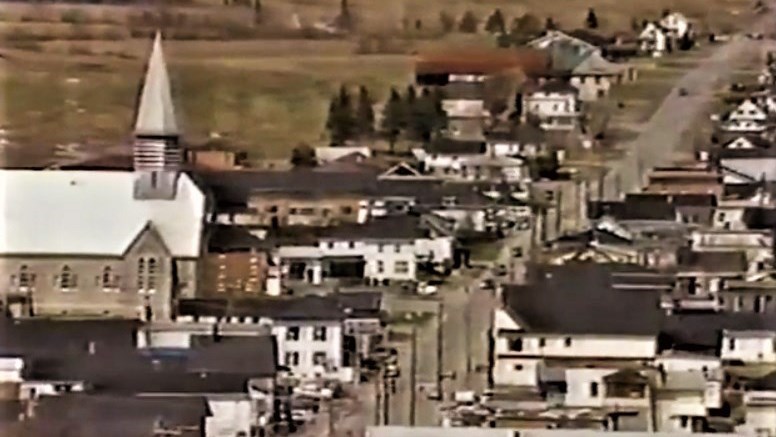 Normand DeLessard présente trois personnes qui ont marqué l'histoire de La Guadeloupe