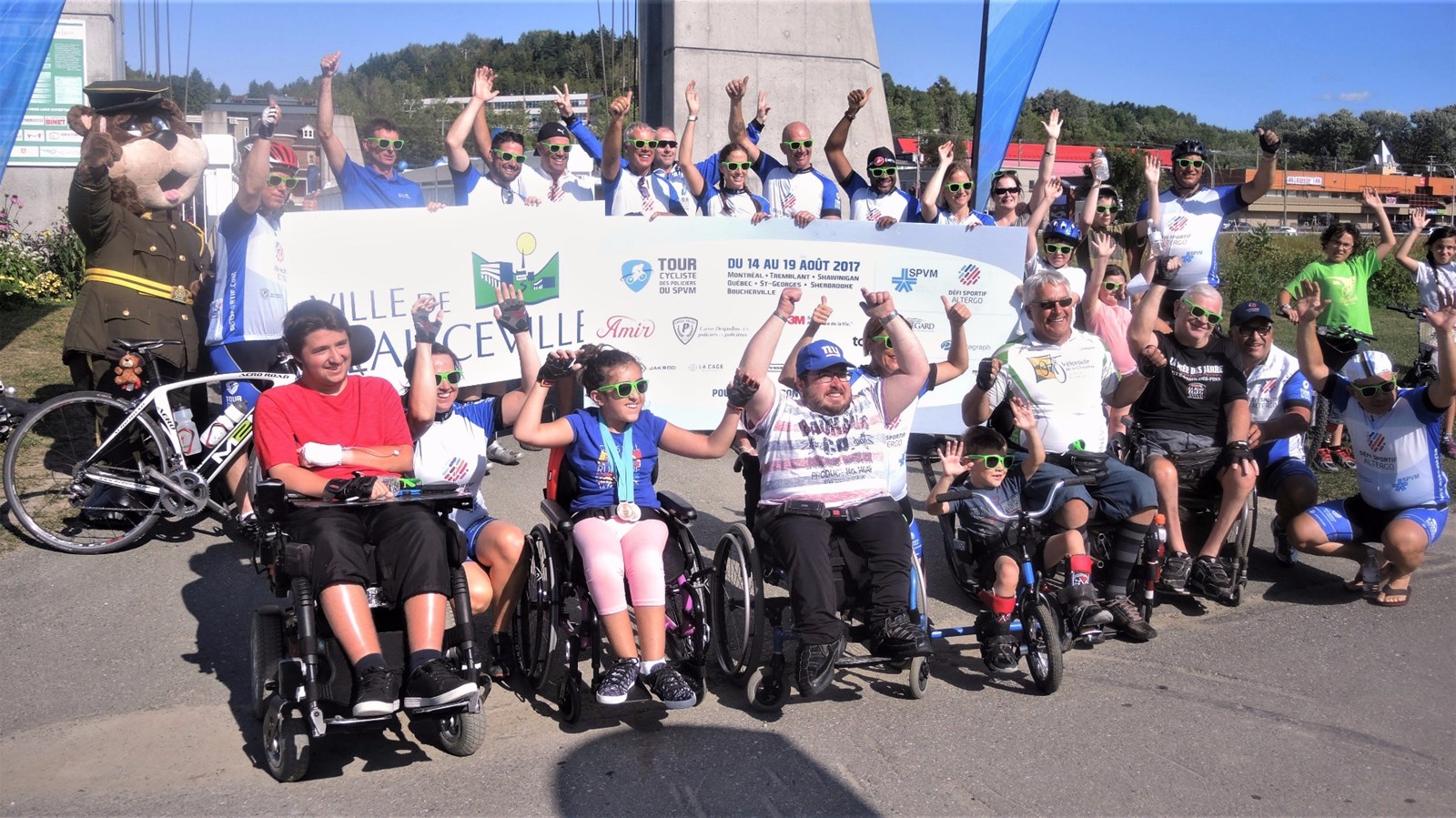 Les agents du SPVM touchés par les athlètes du Défi sportif AlterGo à Beauceville