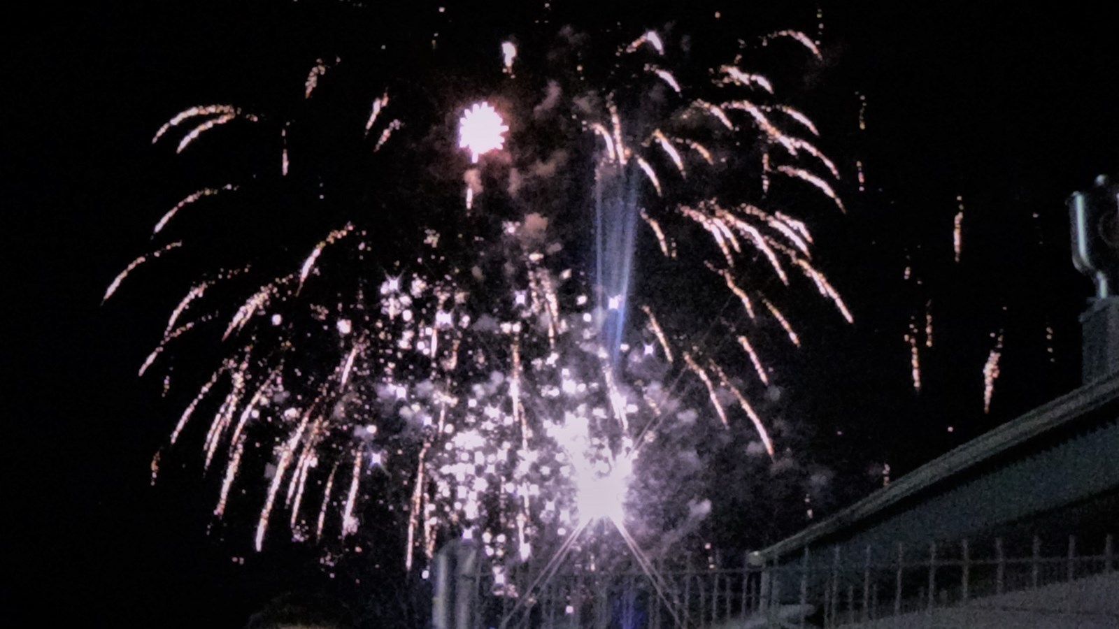 Notre vidéaste junior Pascal Goyette présente les Grands feux de St-Honoré