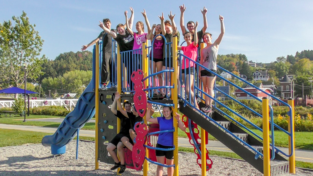 Normand DeLessard présente le parc de l'île Ronde à Beauceville 