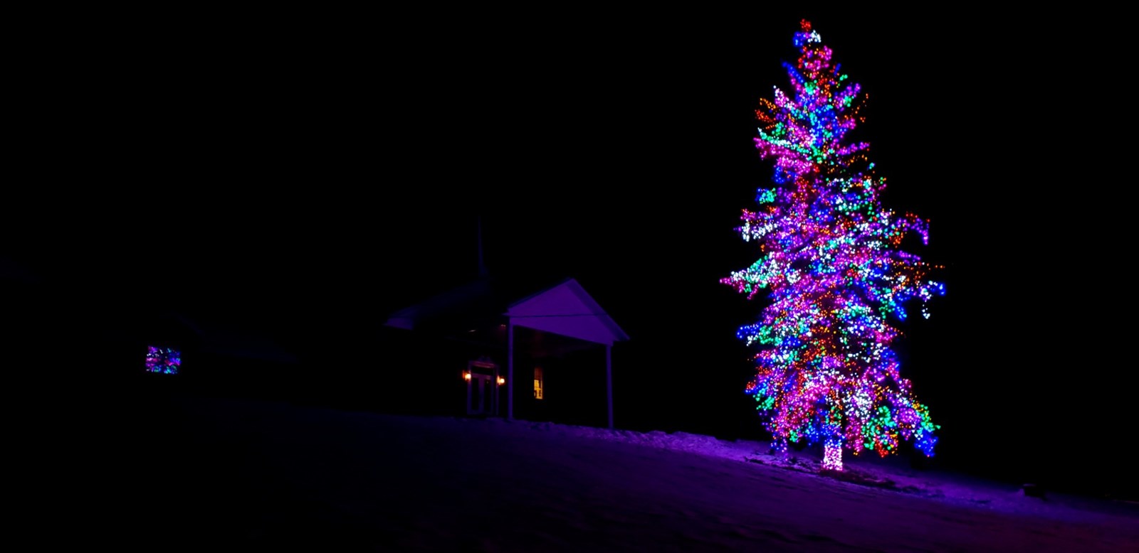 31 000 lumières en hommage à chaque citoyen de St-Georges